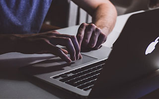 九游下载安装-法甲焦点：裁判判罚引发争议，裁判最新规则